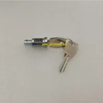 RTC3022  CWC500190  Land-Rover Defender Front Door Lock Barrel and Keys - Image 3